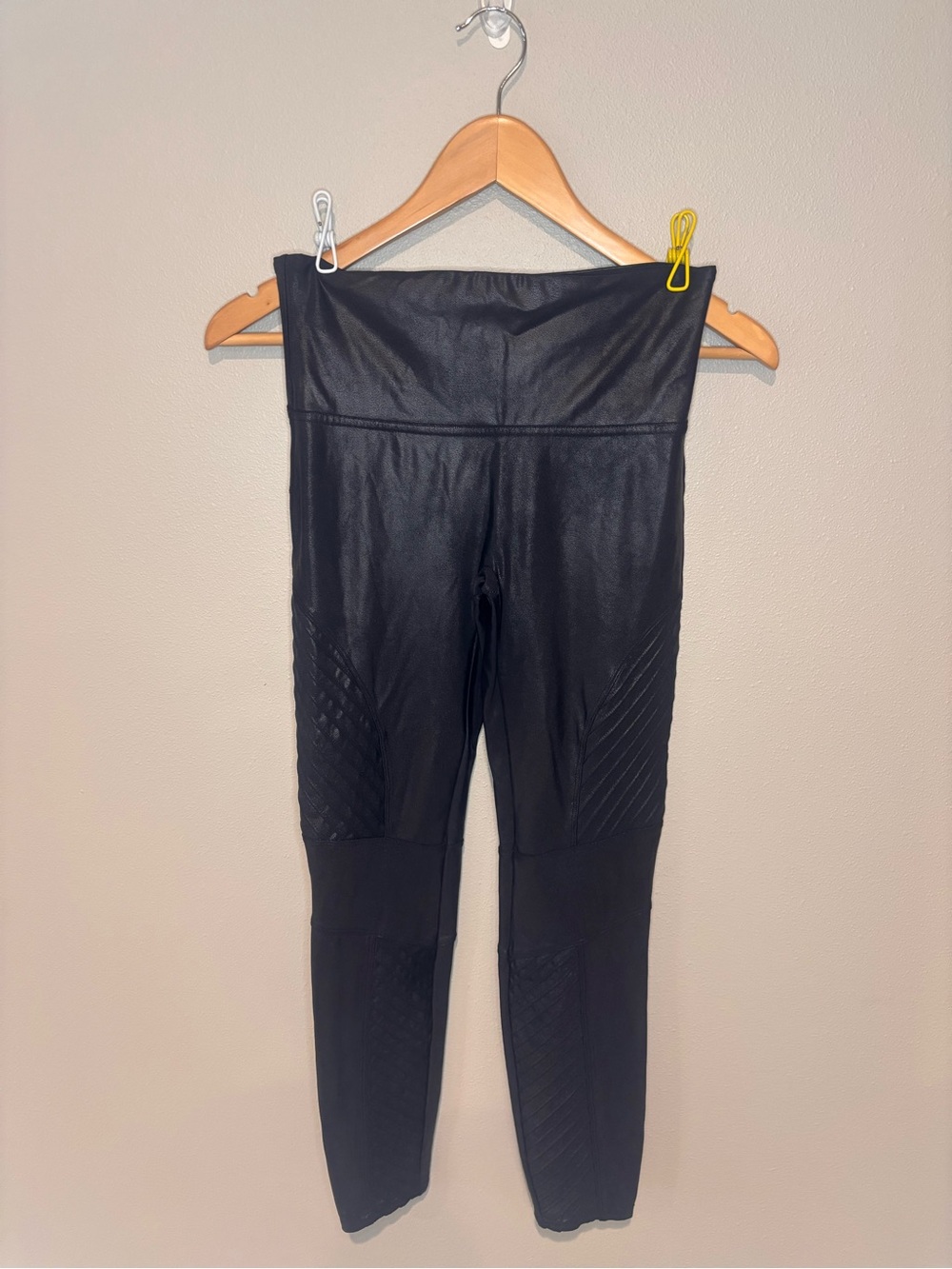SPANX Black High-Rise Performance‎ Leggings Shape-wear Size Medium Petite
